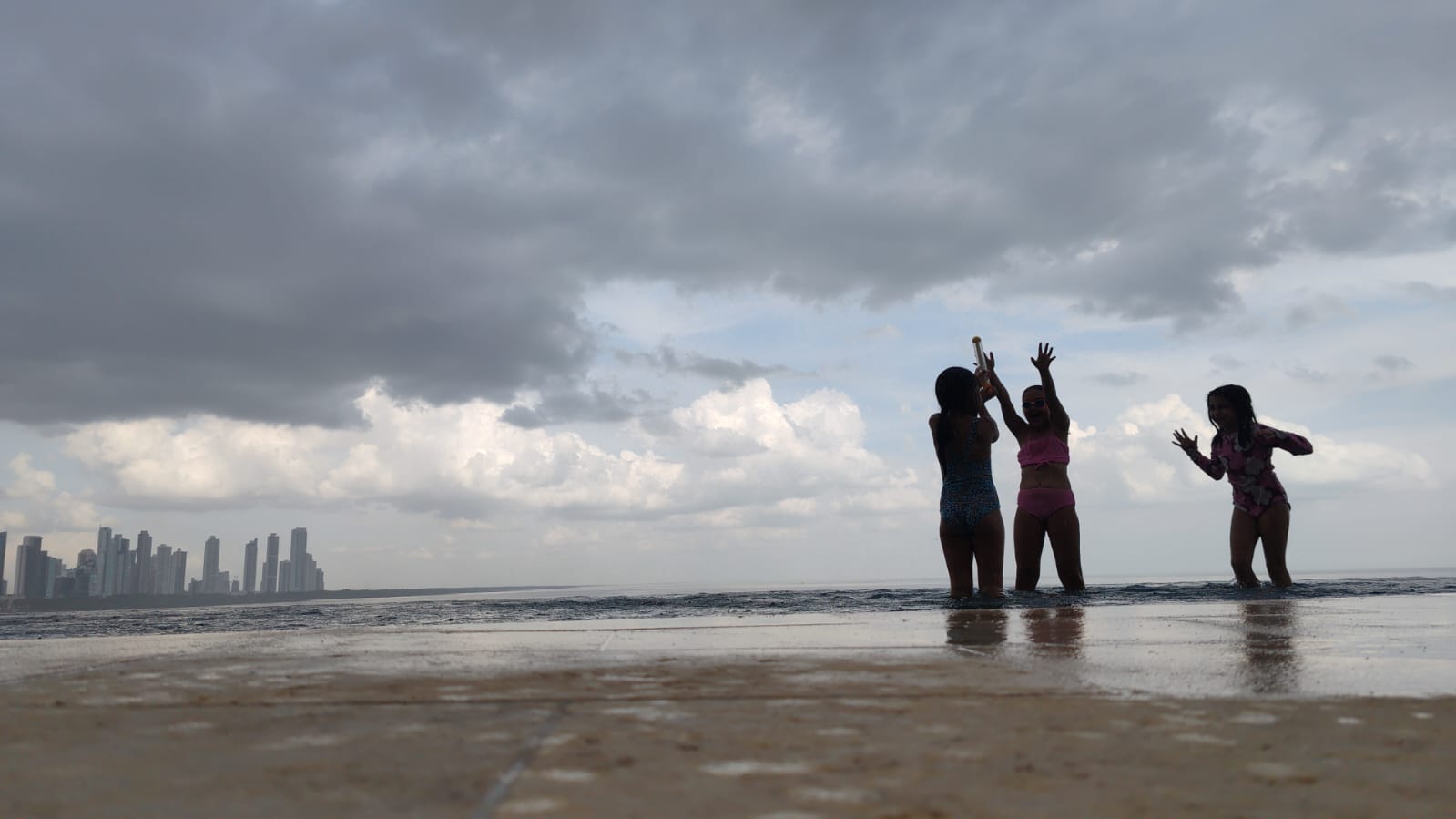 Detalle de la creciente infraestructura hotelera y de conectividad en la zona